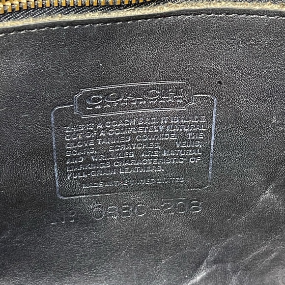 Vintage 1980’s Convertible Clutch in Black - Picture 6 of 16